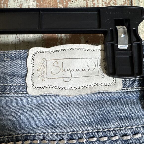 Shyanne Anne Jeans Womens 32 Short Boot Blue Light Pockets Embroidery Rhinestone - Picture 4 of 10